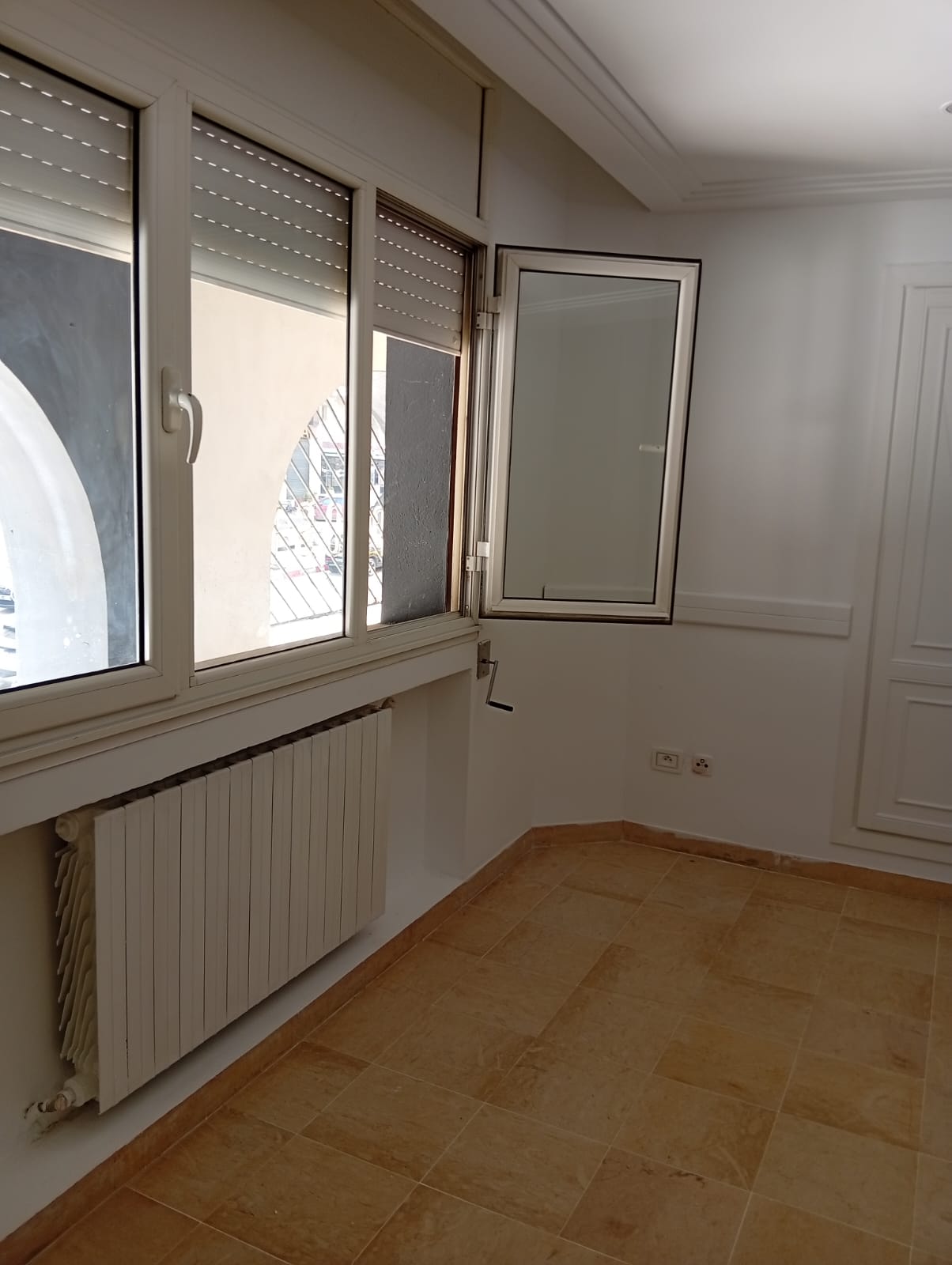 Ariana Ville&nbsp;Cite Ennasr 2&nbsp;Vente&nbsp;Appart. 3 pi�ces&nbsp;Un petit appartement s2 � enasr 2