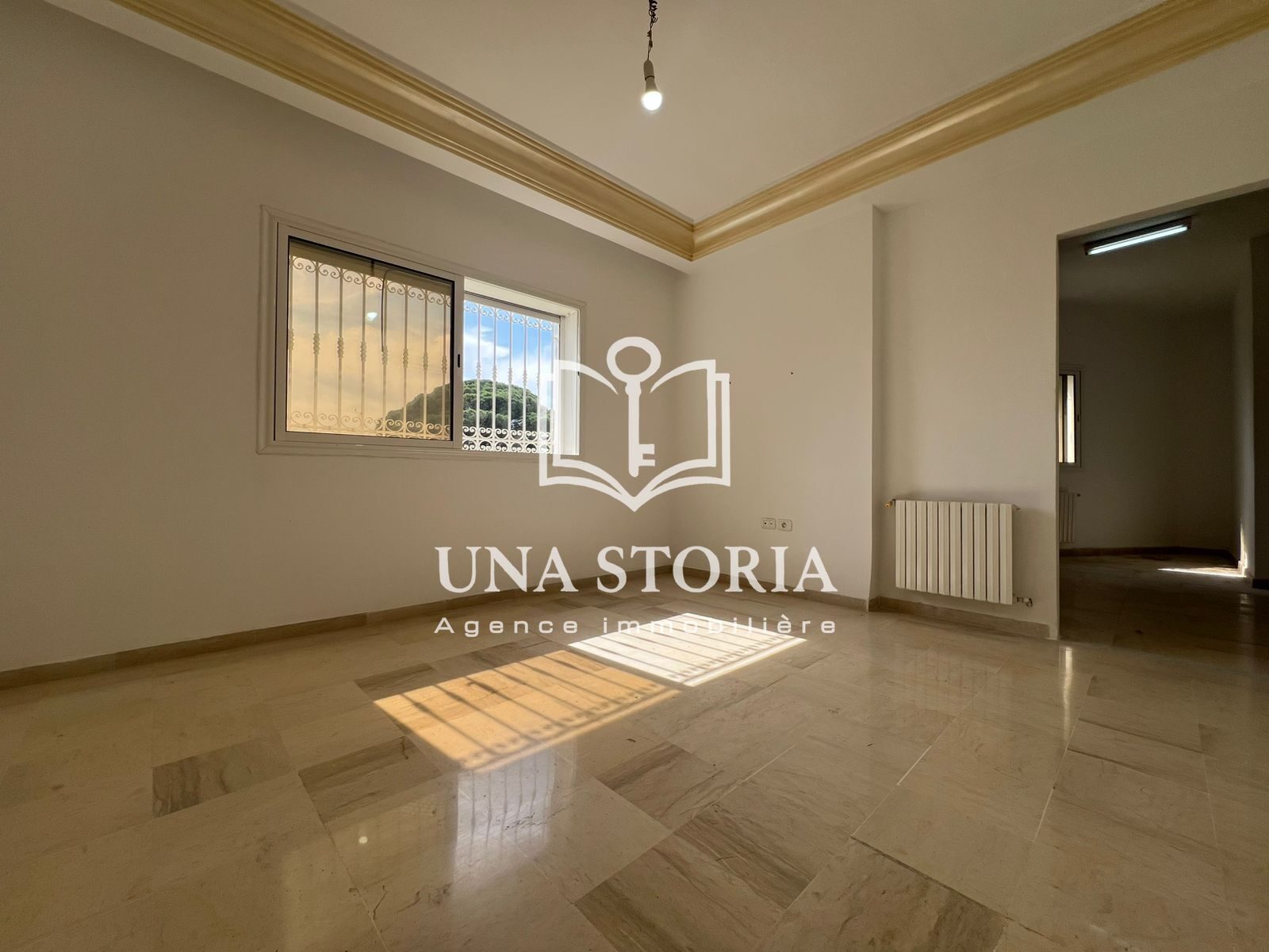 La Soukra&nbsp;Chotrana 2&nbsp;Vente&nbsp;Duplex&nbsp;Duplex en s plus 4  � chotrana 2