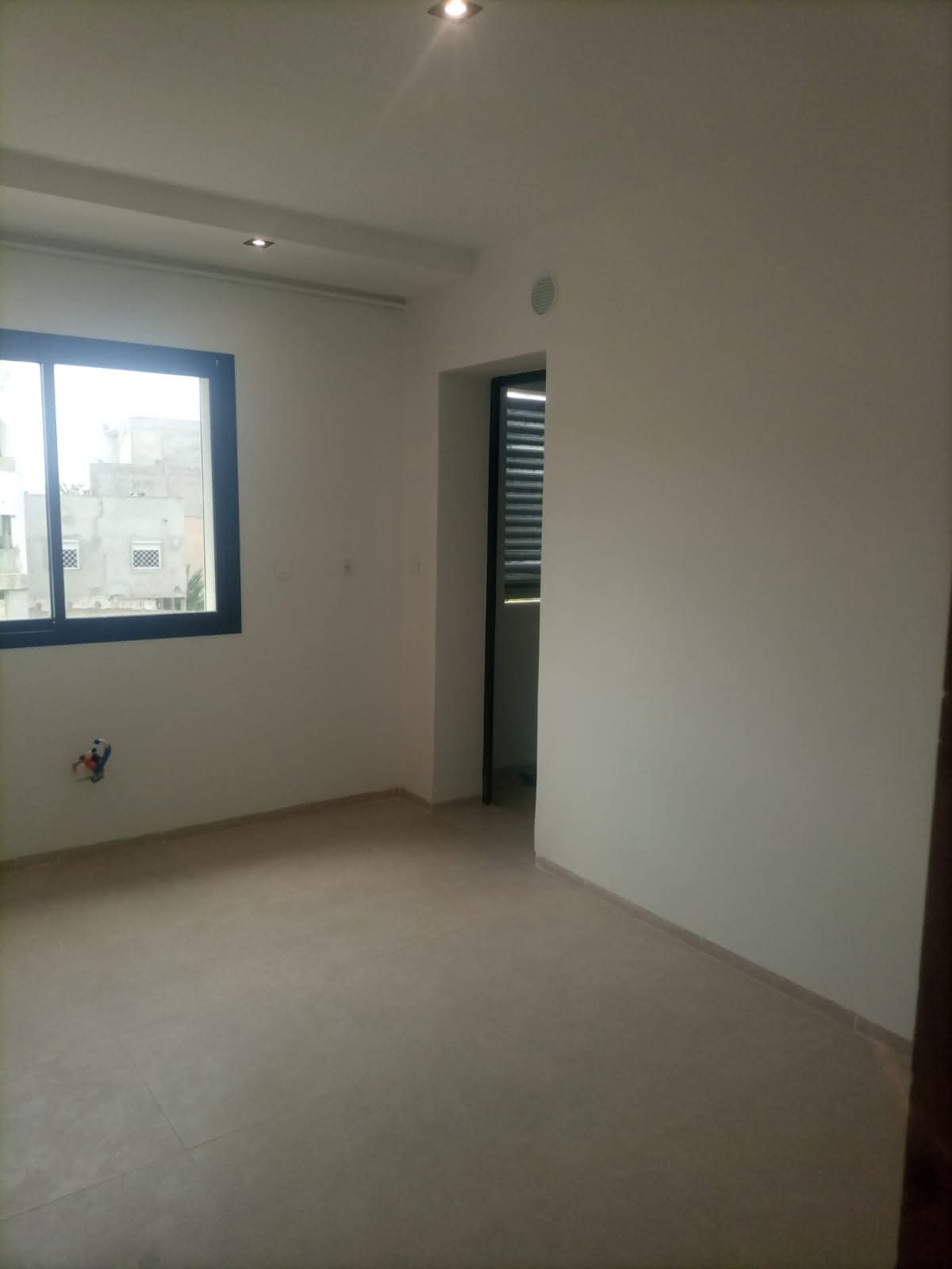 Mnihla&nbsp;Jardins d'el Menzah&nbsp;Vente&nbsp;Maisons&nbsp;R�sidence priv�e nouvellement construite