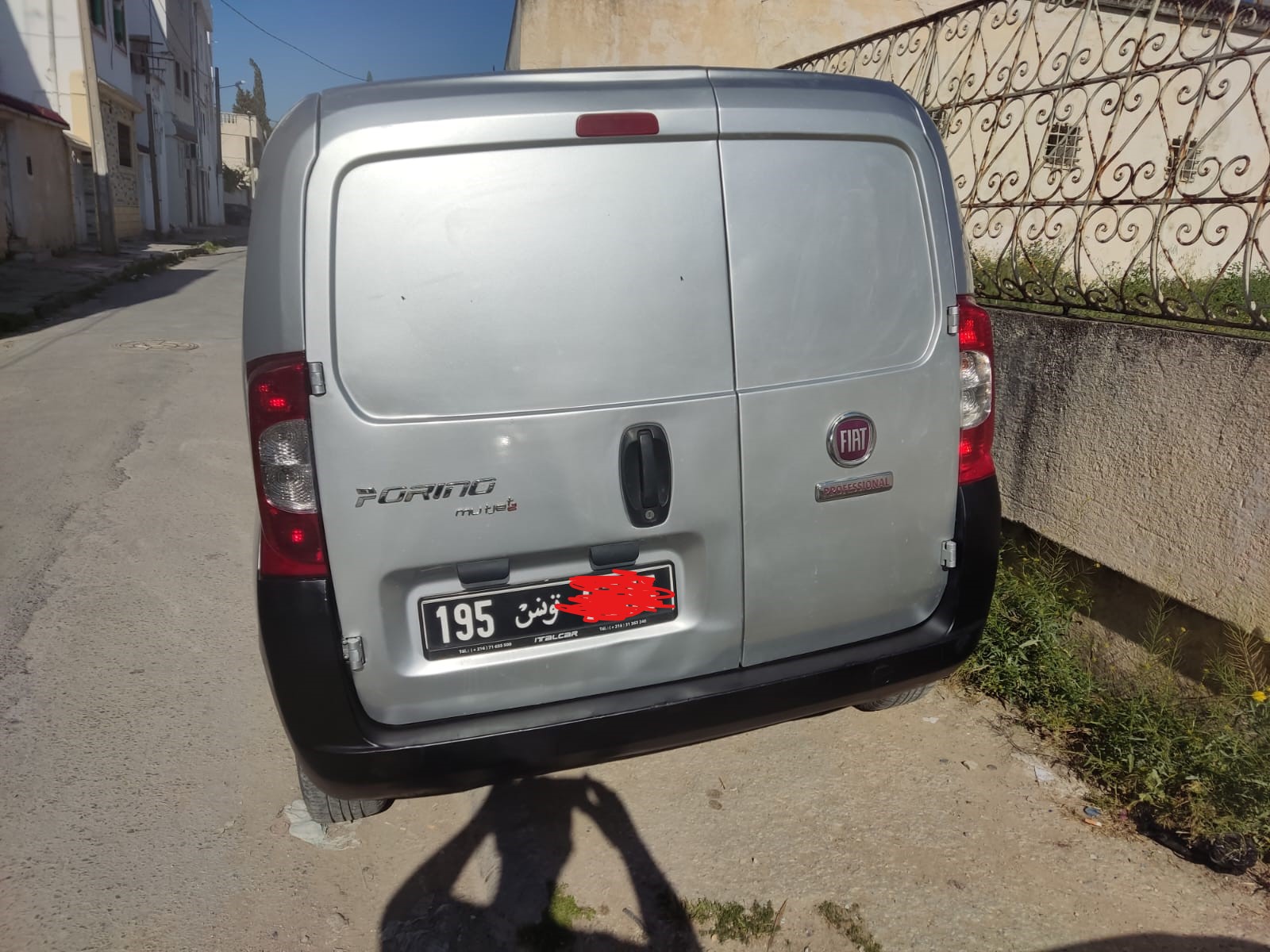 Ezzouhour (Tunis)&nbsp;Cite Ezzouhour&nbsp;Fiat&nbsp;Fiorino&nbsp;Voiture commercial