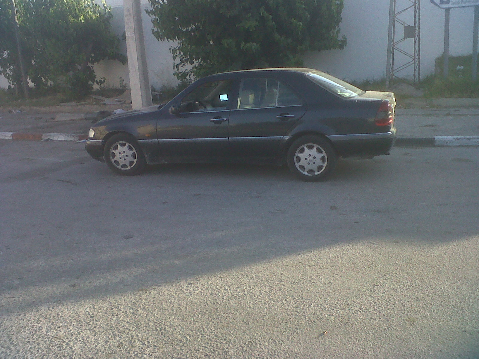 Megrine&nbsp;Megrine&nbsp;Mercedes&nbsp;C&nbsp;Mercedes c250 couleur noir