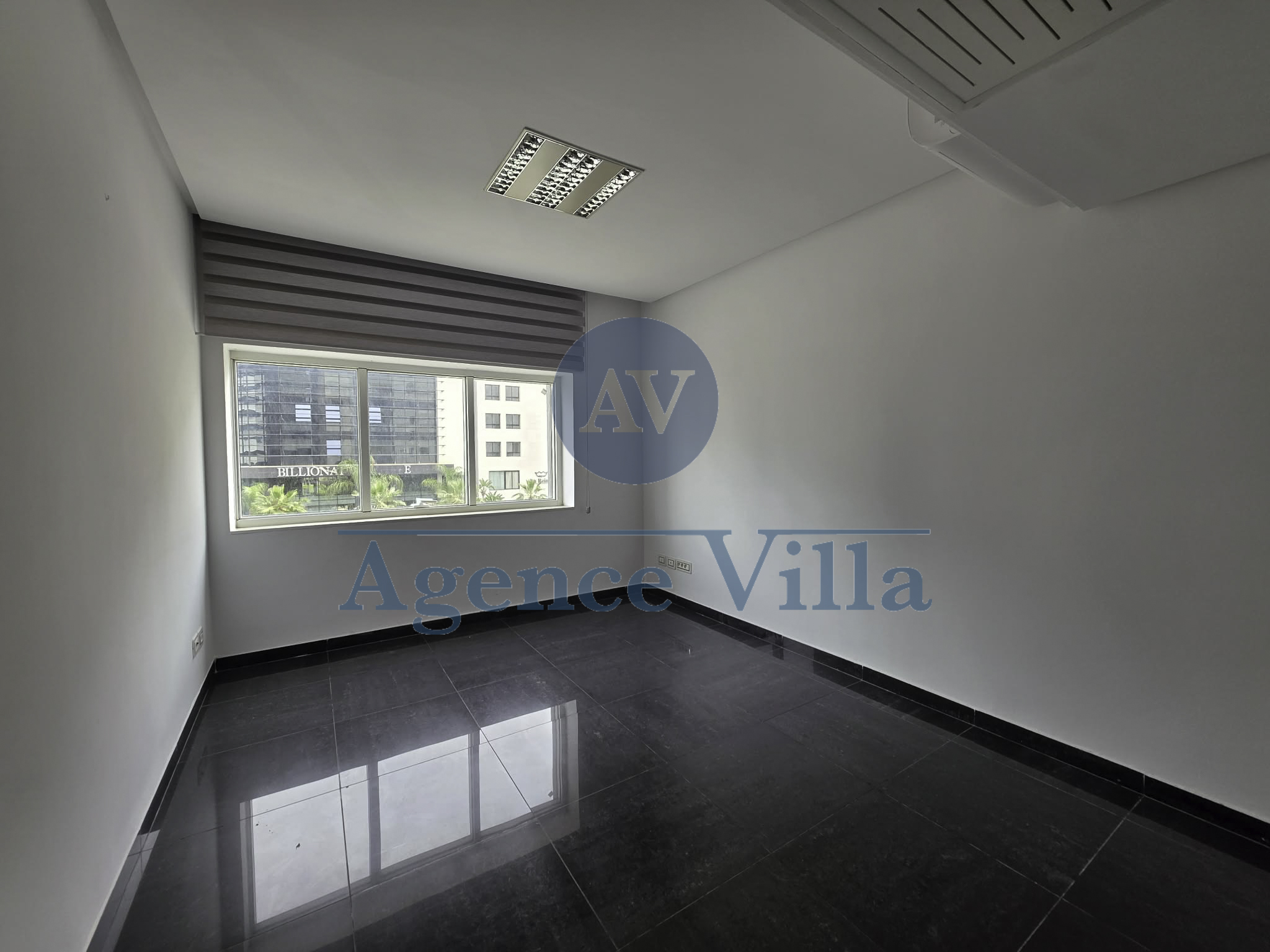 La Marsa&nbsp;Berge Du Lac&nbsp;Bureaux & Commerces&nbsp;Bureau&nbsp;Bureau au lac 2 excellente visibilit�