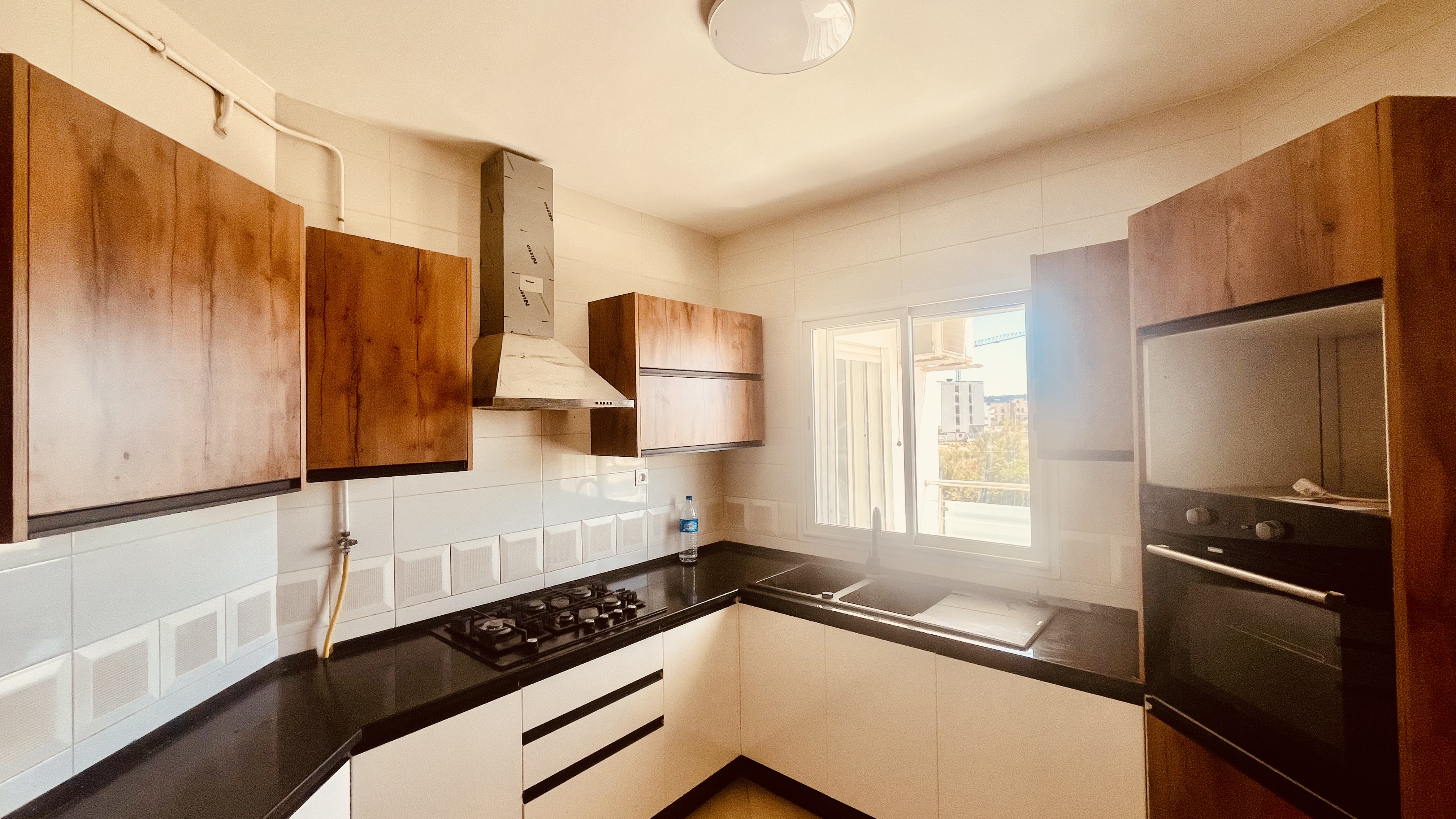 Ain Zaghouan&nbsp;Jardins de Carthage&nbsp;Vente&nbsp;Appart. 4 pi�ces&nbsp;Appartement  jardins de carthage
