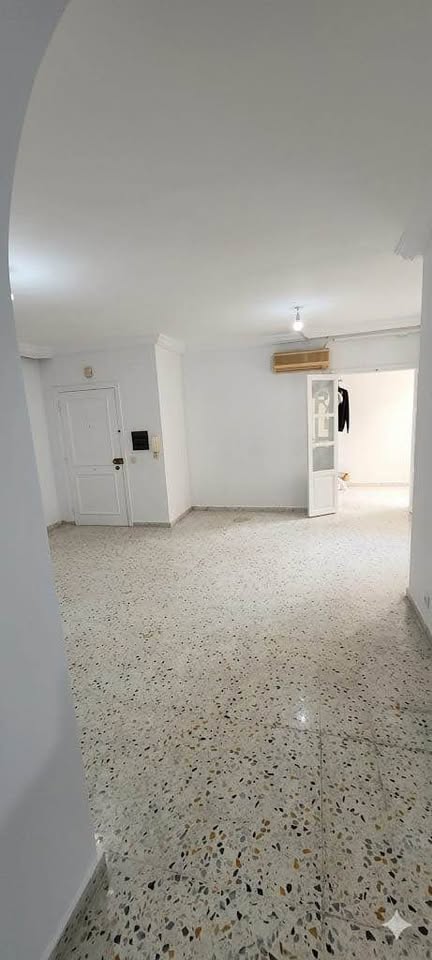 Ain Zaghouan&nbsp;Ain Zaghouan&nbsp;Vente&nbsp;Appart. 5 pi�ces+&nbsp;Un spacieux s4 � ain zaghwen