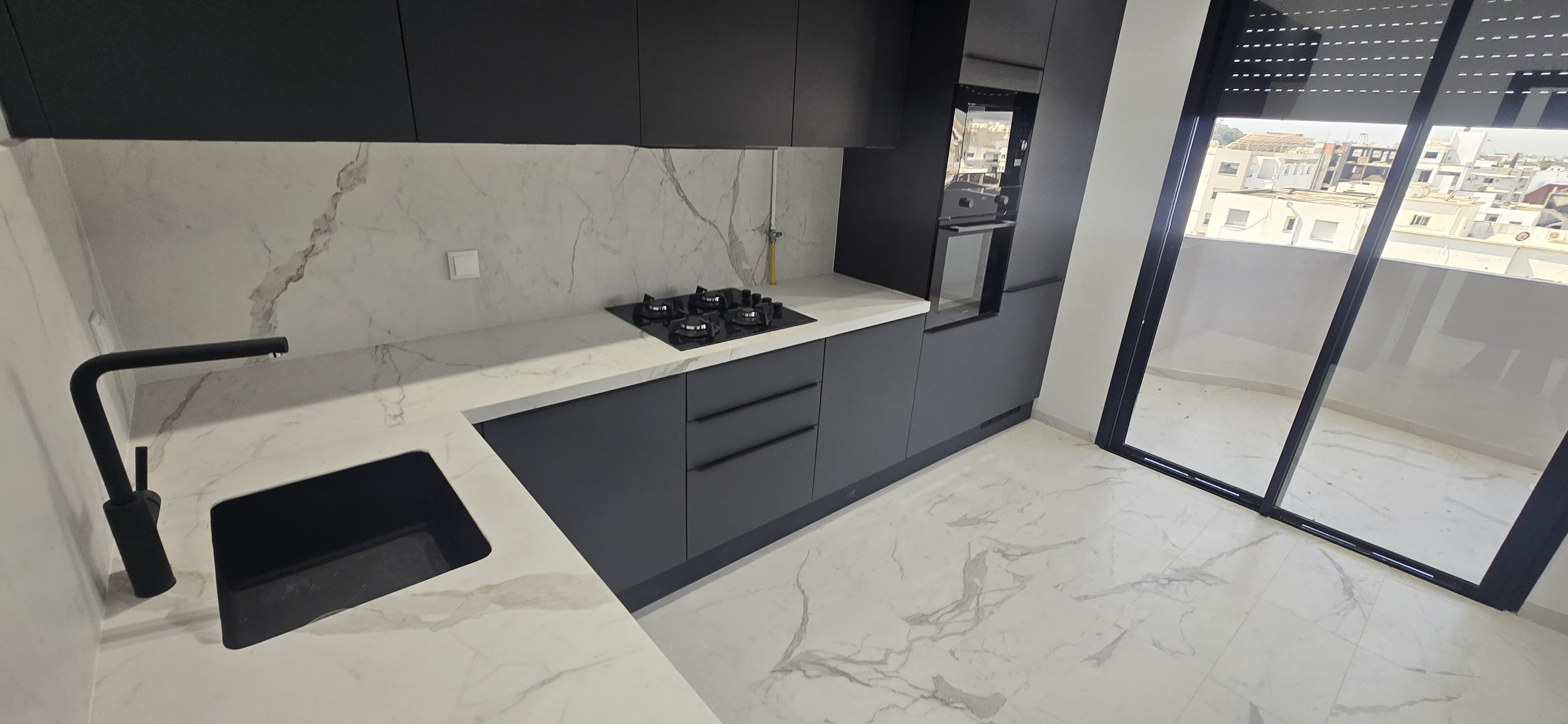 Ain Zaghouan&nbsp;Ain Zaghouan&nbsp;Vente&nbsp;Appart. 3 pi�ces&nbsp;Apprt s2  avec jardin 50m