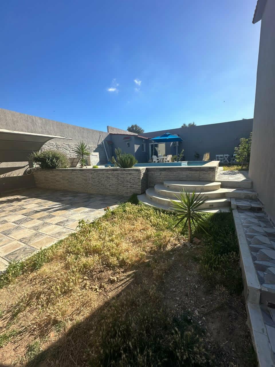 Mannouba&nbsp;La Mannouba&nbsp;Vente&nbsp;Maisons&nbsp;Villa standing angle 2 rues