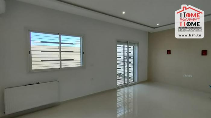 Ezzahra&nbsp;Ezzahra&nbsp;Vente&nbsp;Appart. 5 pi�ces+&nbsp;Duplex oc�an � ezzahra
