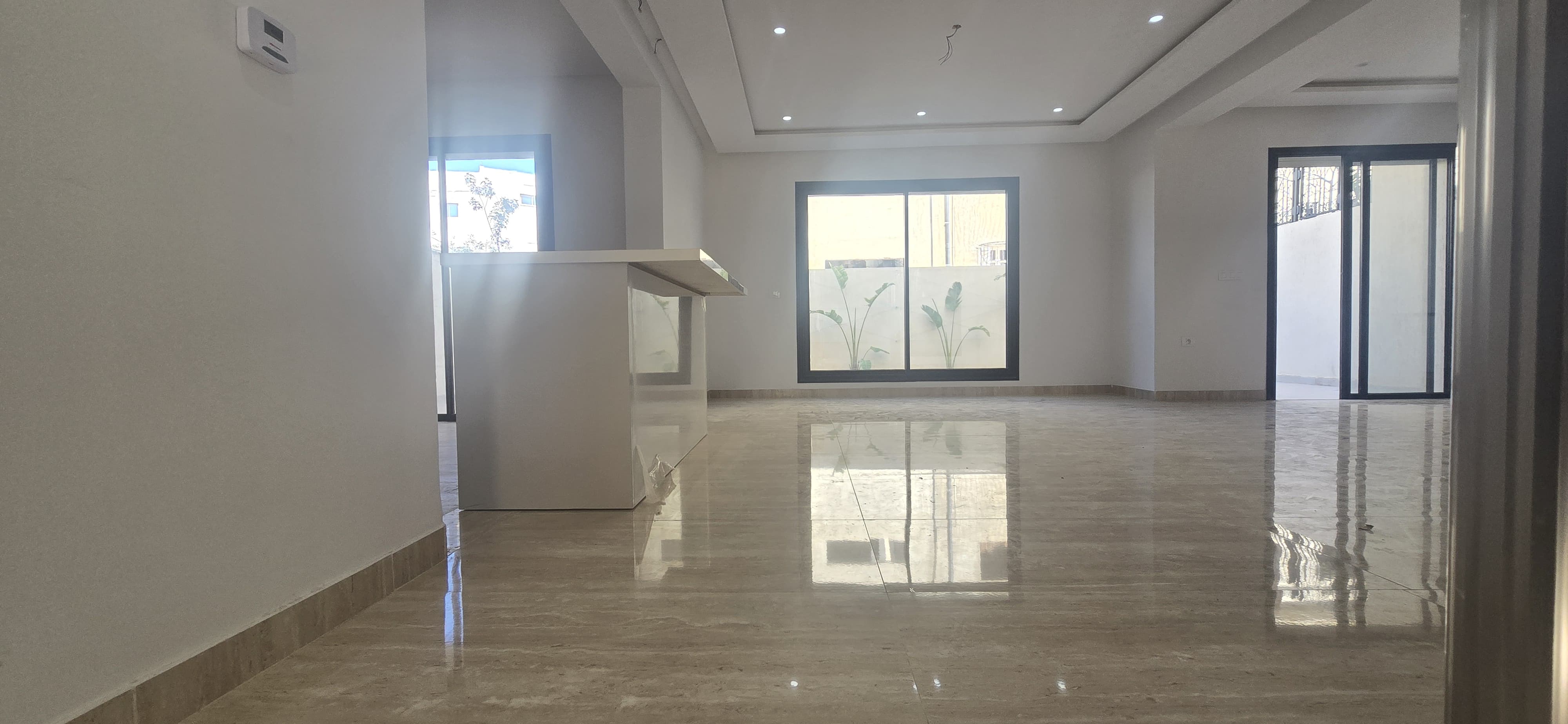 La Marsa&nbsp;Gammart&nbsp;Vente&nbsp;Duplex&nbsp;Triplex avec picine � gammarth