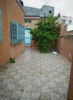 Ben Arous&nbsp;Ben Arous&nbsp;Vente&nbsp;Maisons&nbsp;Magnifique villa de 338 m cadre calme et recherch�