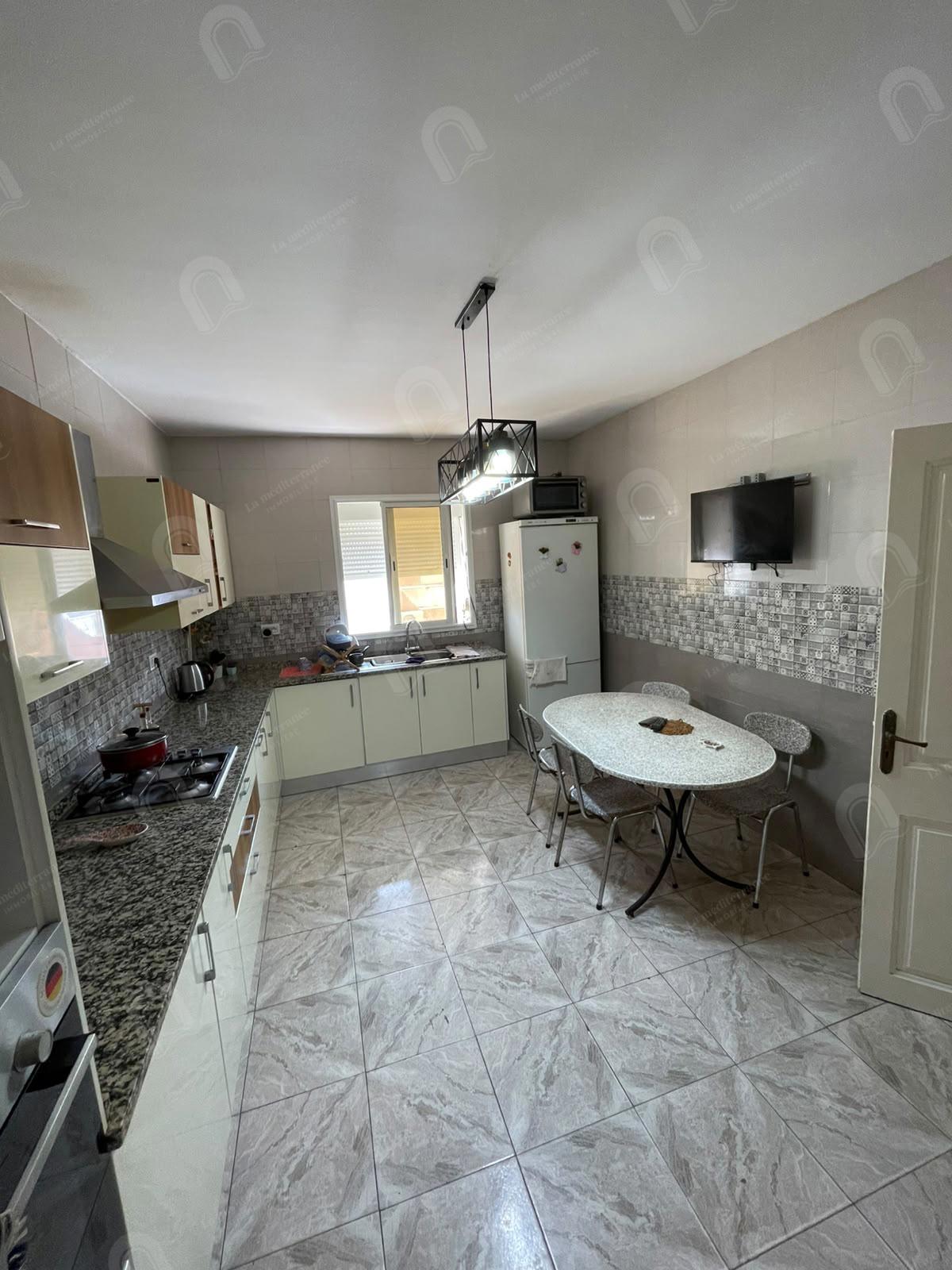 Le Bardo&nbsp;Le Bardo&nbsp;Vente&nbsp;Appart. 4 pi�ces&nbsp;Etage de villa 2s2 hst au bardo hedi haker