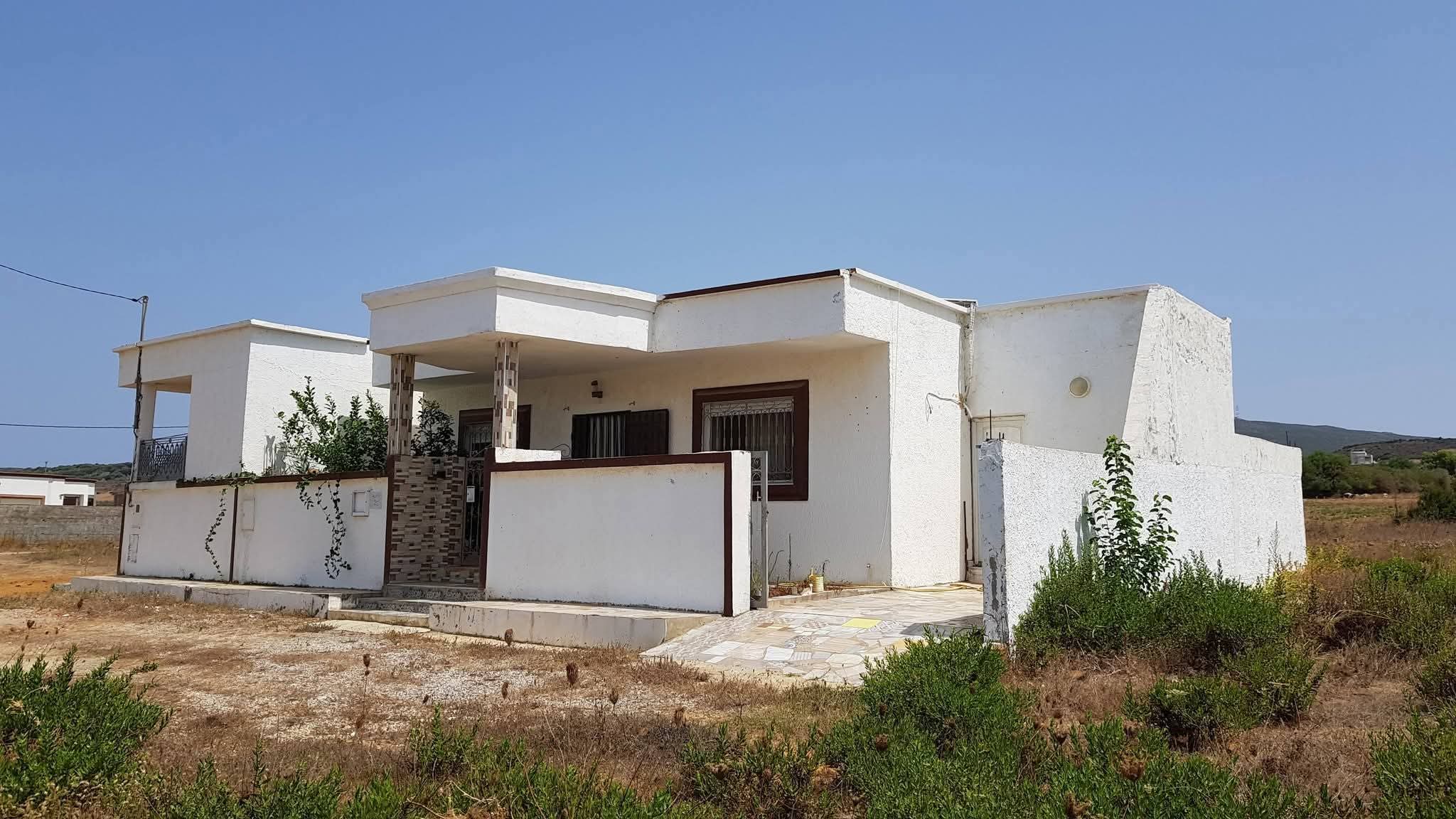 El Haouaria&nbsp;El Haouaria&nbsp;Vente&nbsp;Maisons&nbsp;Villa et studio ds 221m2 el haouaria