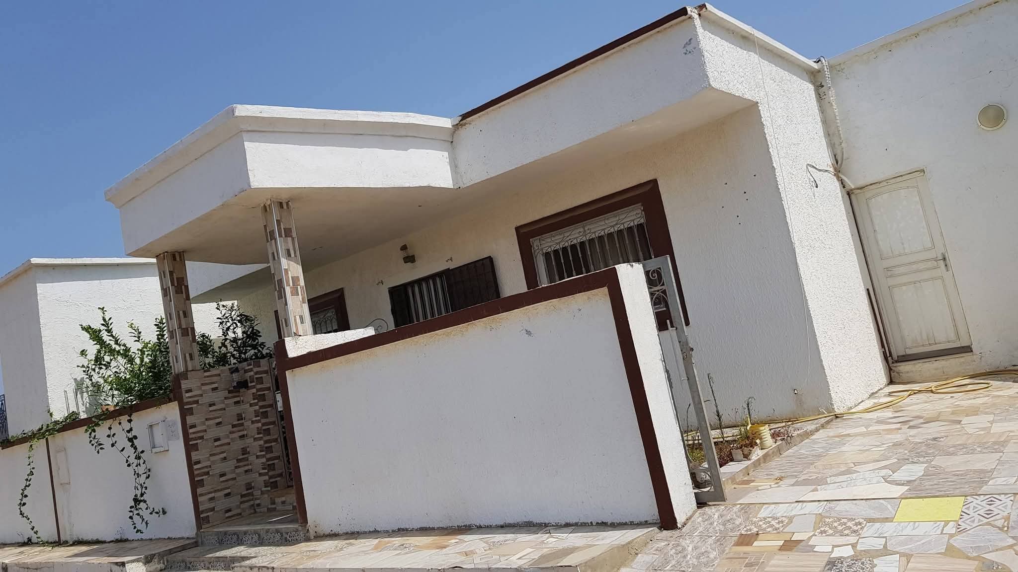 El Haouaria&nbsp;El Haouaria&nbsp;Vente&nbsp;Maisons&nbsp;Villa et studio ds 221m2 el haouaria