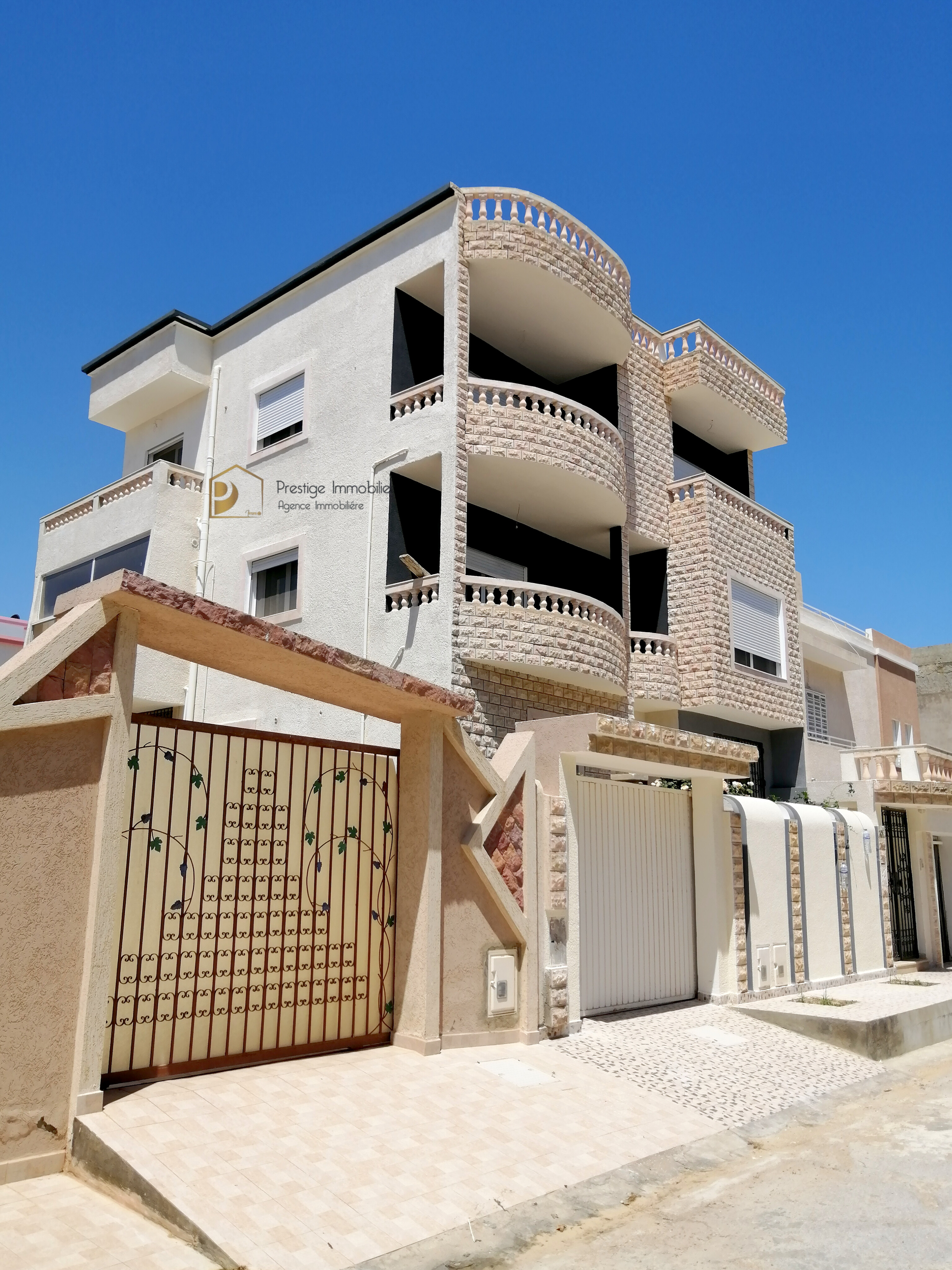 Hammam Chatt&nbsp;Borj Cedria&nbsp;Vente&nbsp;Duplex&nbsp;Quadruplex avec studio