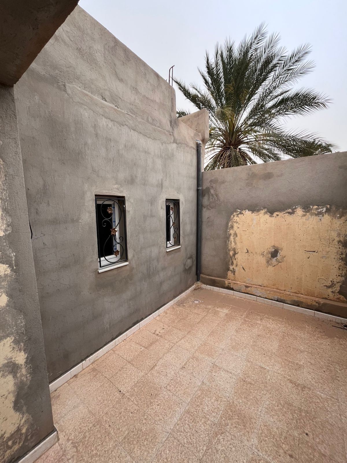 Tozeur&nbsp;Cite Tebebsa&nbsp;Vente&nbsp;Appart. 4 pi�ces&nbsp;Grand appartement � tozeur