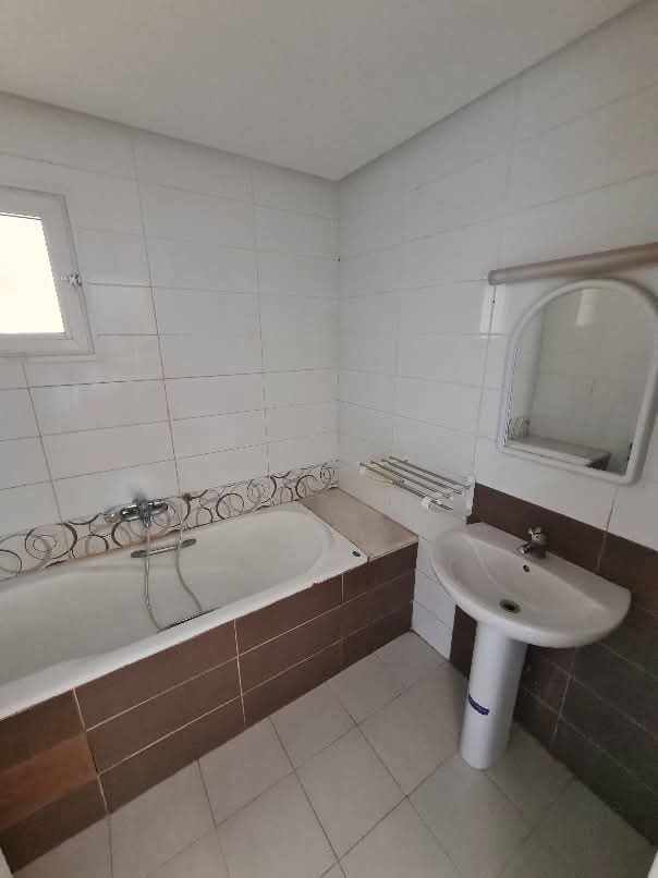 Mnihla&nbsp;Jardins d'el Menzah&nbsp;Vente&nbsp;Appart. 4 pi�ces&nbsp;S plus 3 aux jardins d'el menzah 2 vte wb2848