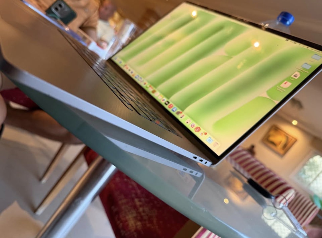 Tozeur&nbsp;Tozeur&nbsp;Apple / MacBook&nbsp;MacBook&nbsp;Macbook pro 2019 fort