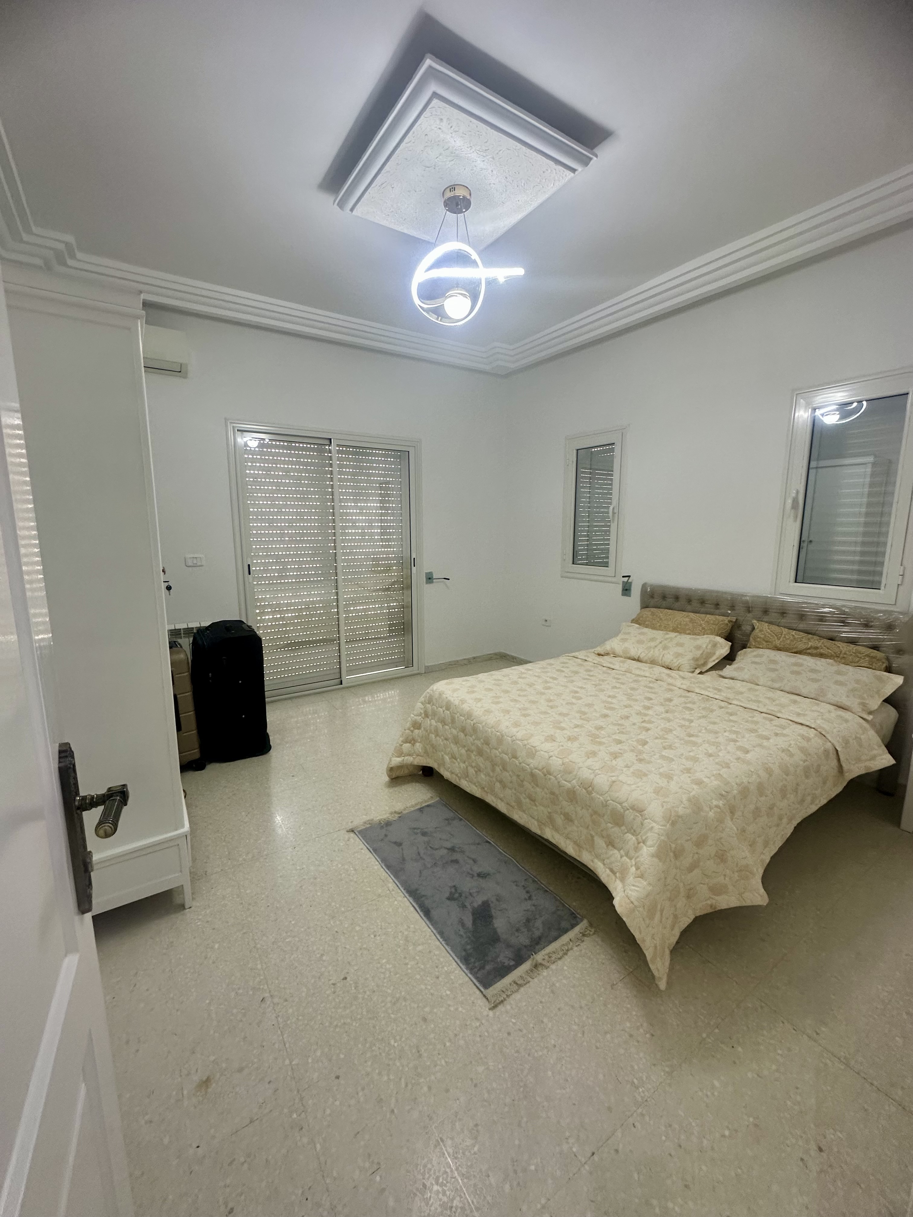 Raoued&nbsp;Cite Ennkhilet&nbsp;Location&nbsp;Appart. 2 pi�ces&nbsp;Appartement richement meubl�