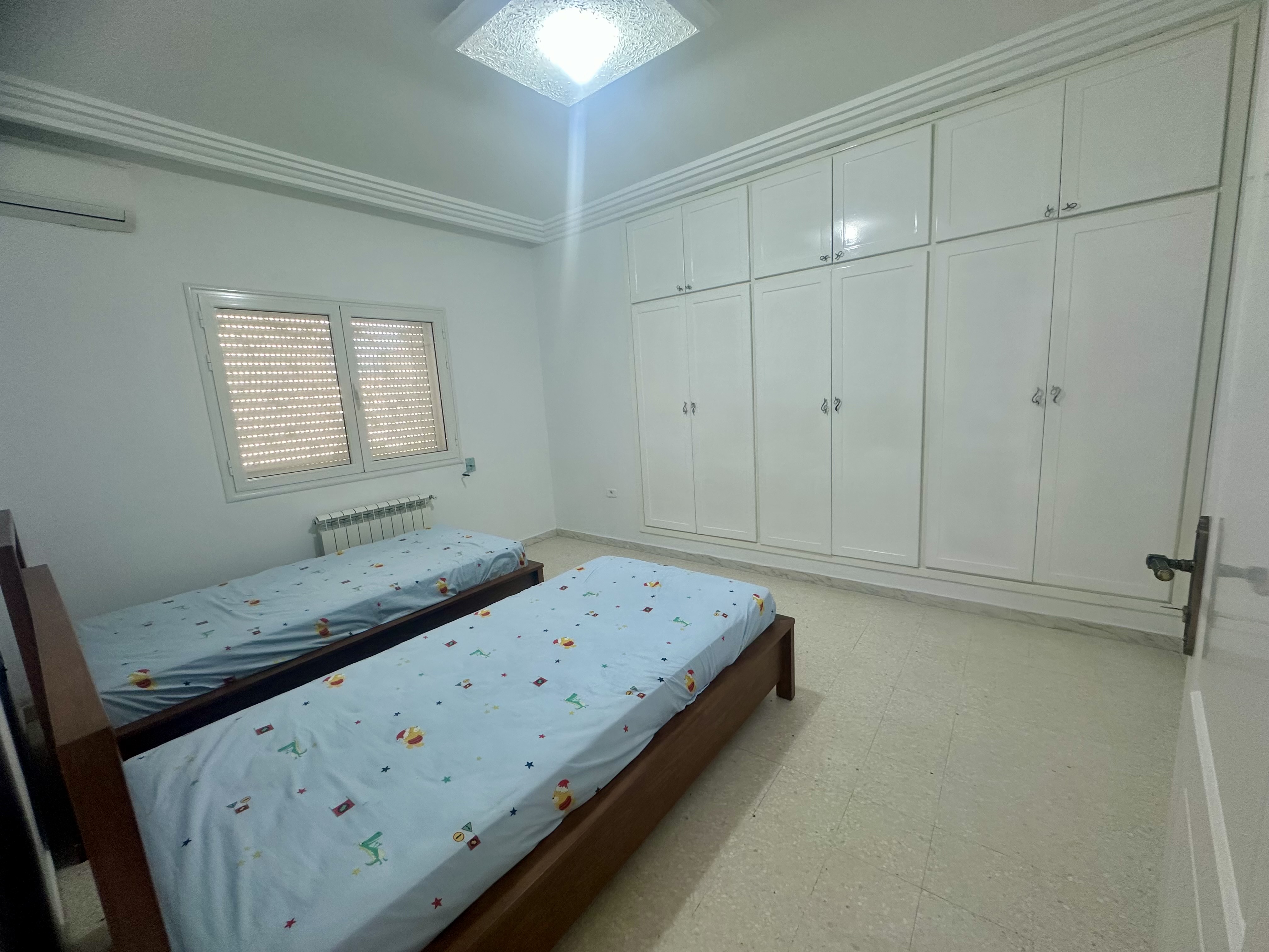 Raoued&nbsp;Cite Ennkhilet&nbsp;Location&nbsp;Appart. 2 pi�ces&nbsp;Appartement richement meubl�
