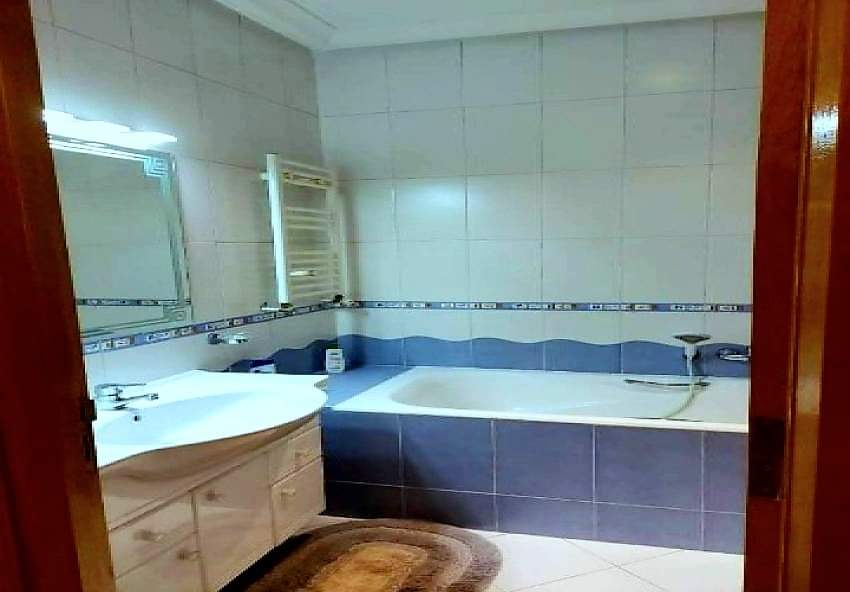 Ariana Ville&nbsp;Cite Ennasr 2&nbsp;Vente&nbsp;Appart. 3 pi�ces&nbsp;Apt s2 multi marecsage habitation commerce