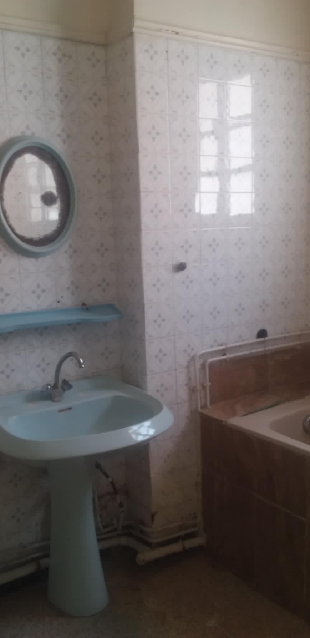 Le Bardo&nbsp;Le Bardo&nbsp;Location&nbsp;Appart. 5 pi�ces+&nbsp;Etage de villa