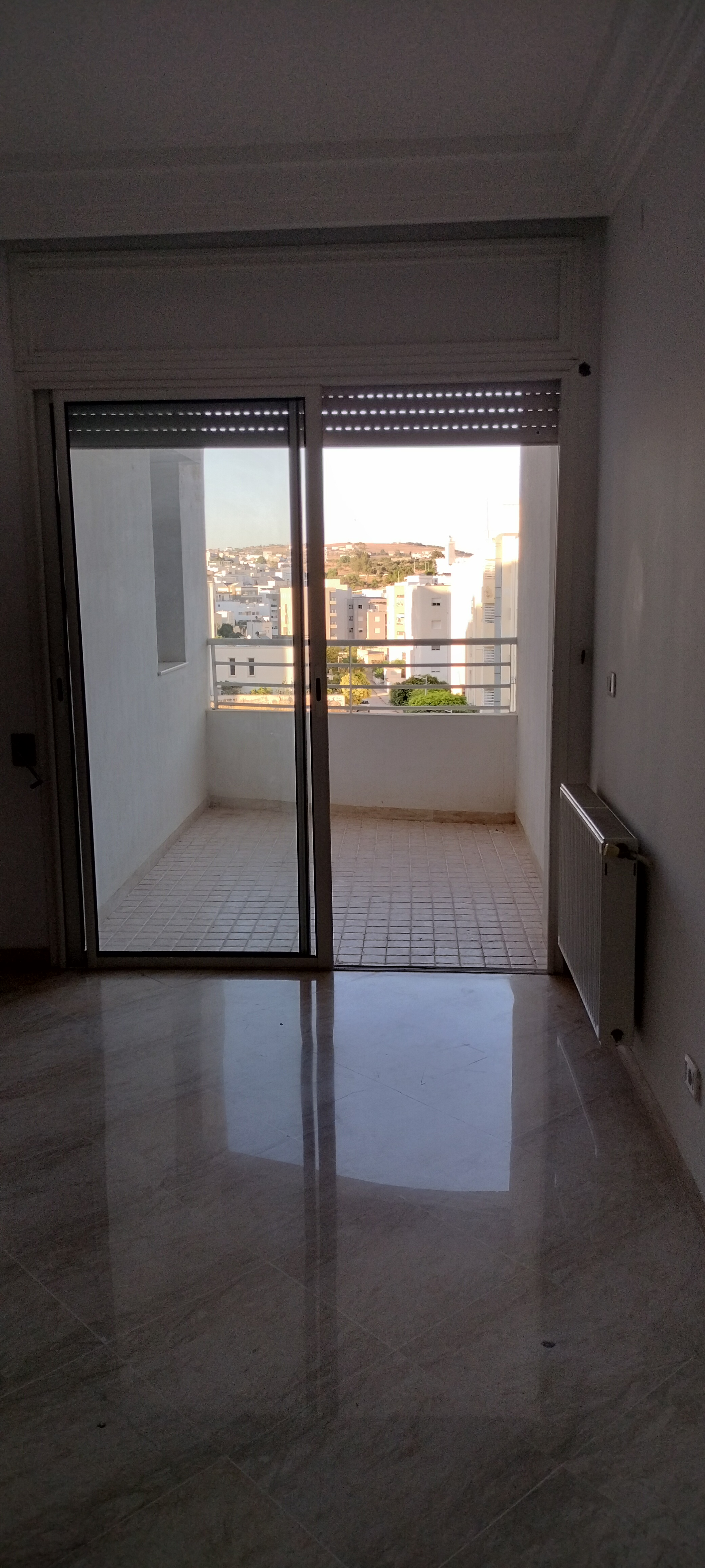 El Menzah&nbsp;El Menzah 9&nbsp;Vente&nbsp;Appart. 4 pi�ces&nbsp;Beau appart s3 hs � jardin menzeh 2