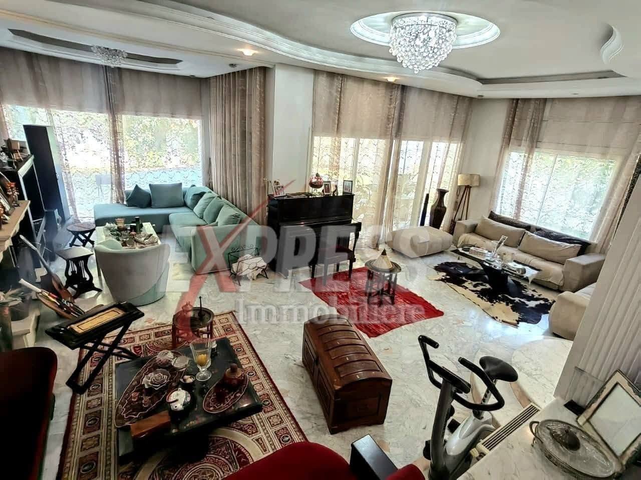 Rades&nbsp;Rades&nbsp;Vente&nbsp;Duplex&nbsp;Villa haut standing avec jardin et piscine