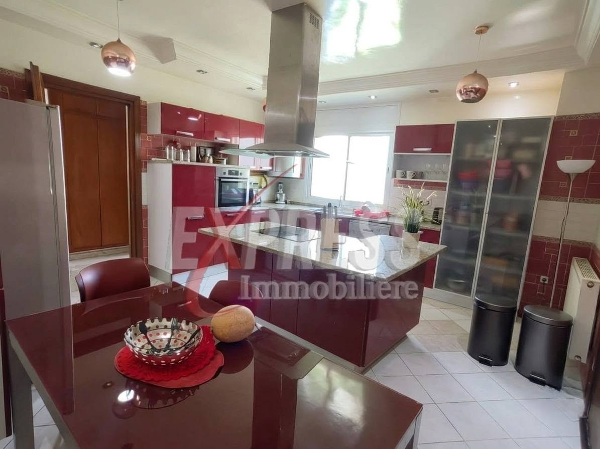 Rades&nbsp;Rades&nbsp;Vente&nbsp;Duplex&nbsp;Villa haut standing avec jardin et piscine