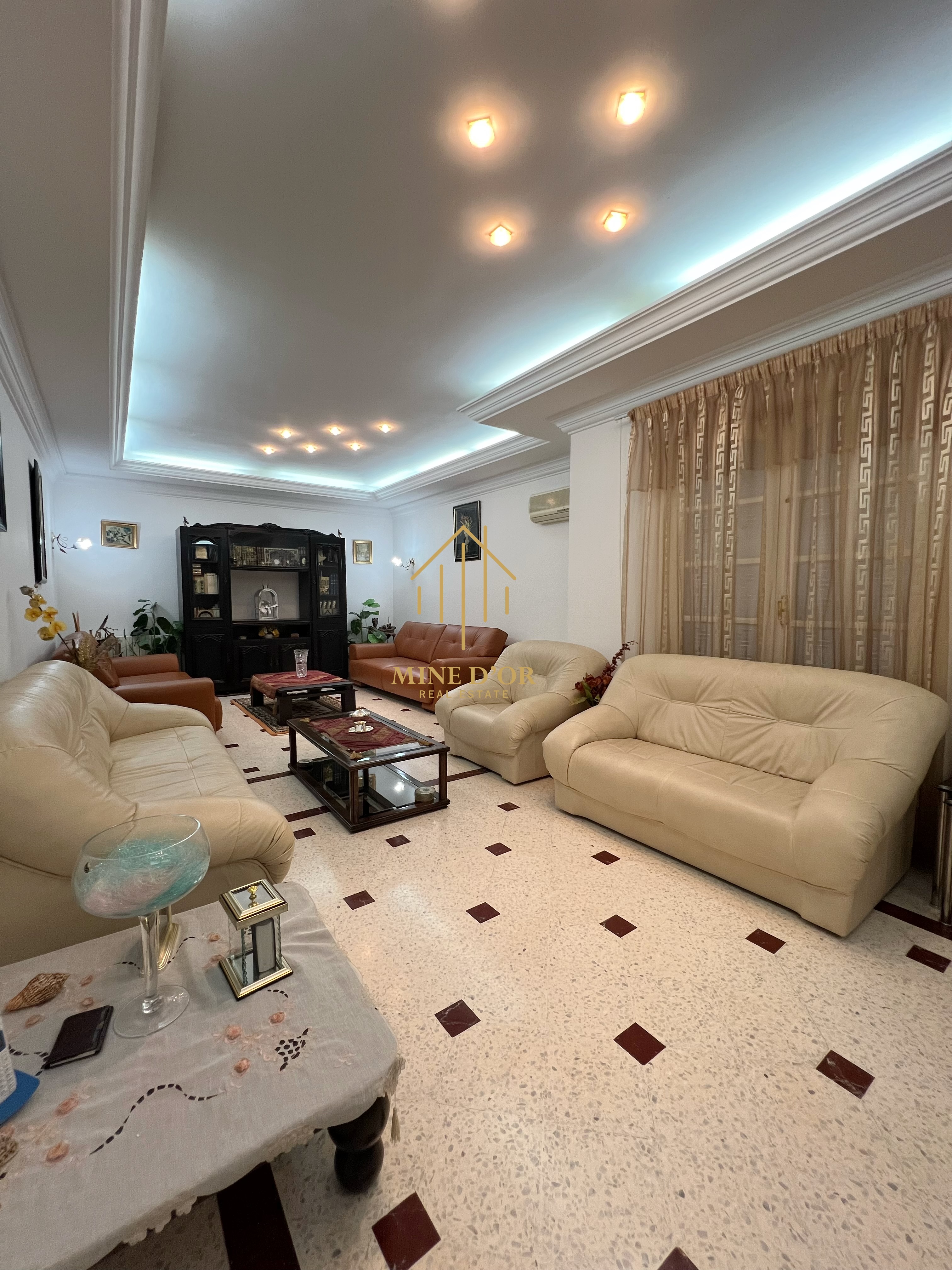 Mnihla&nbsp;Jardins d'el Menzah&nbsp;Vente&nbsp;Maisons&nbsp;Av villa sur deux niveaux a mnihla