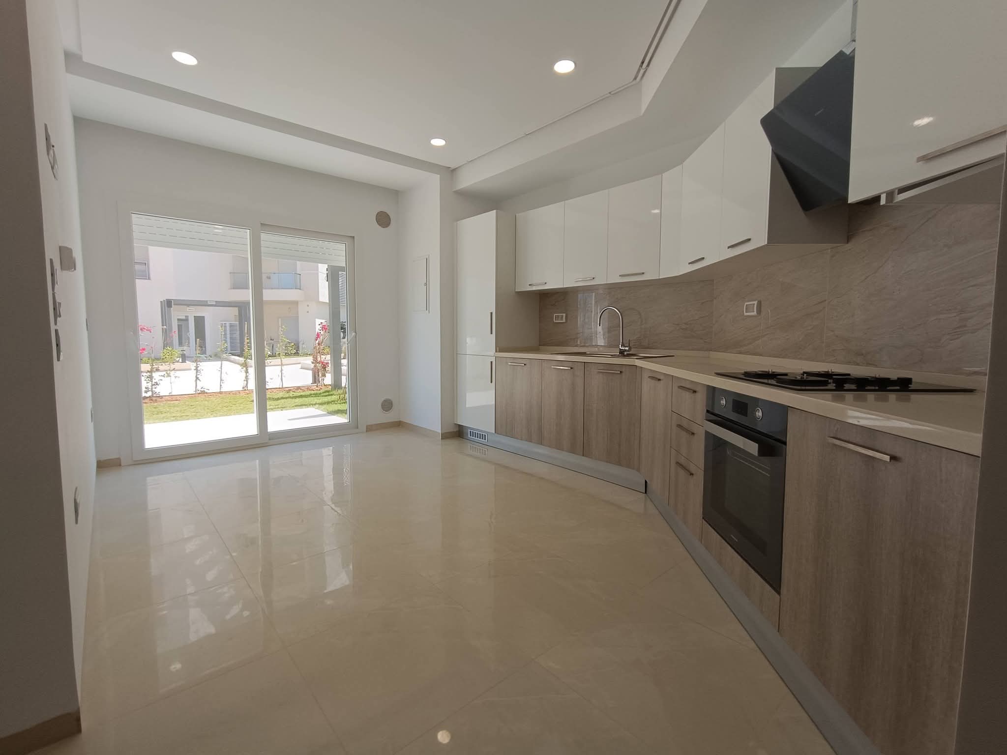 Akouda&nbsp;Chatt Meriem&nbsp;Vente&nbsp;Appart. 2 pi�ces&nbsp;Appartement s1 et s2 luxe pied dans l eau