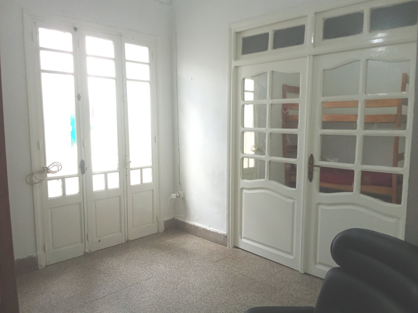 Bab Bhar&nbsp;Republique&nbsp;Vente&nbsp;Appart. 3 pi�ces&nbsp;Appartement salon 2 chambres au 1er �tage