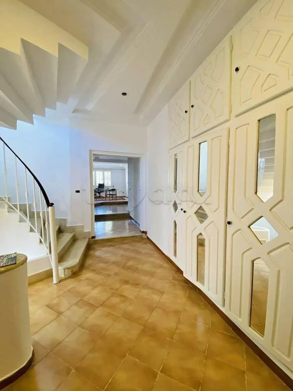 El Menzah&nbsp;El Menzah 9&nbsp;Vente&nbsp;Maisons&nbsp;Tres joli villa s5 � menzah 9 c