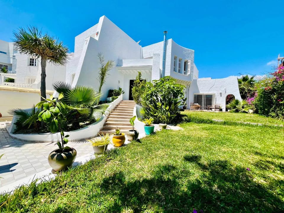 Ariana Ville&nbsp;El Menzah 6&nbsp;Vente&nbsp;Maisons&nbsp;Villa de standing � el menzah 6