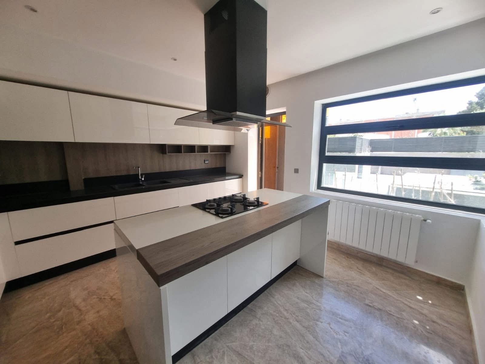 La Soukra&nbsp;La Soukra&nbsp;Vente&nbsp;Duplex&nbsp;Triplex la soukra 1400 md